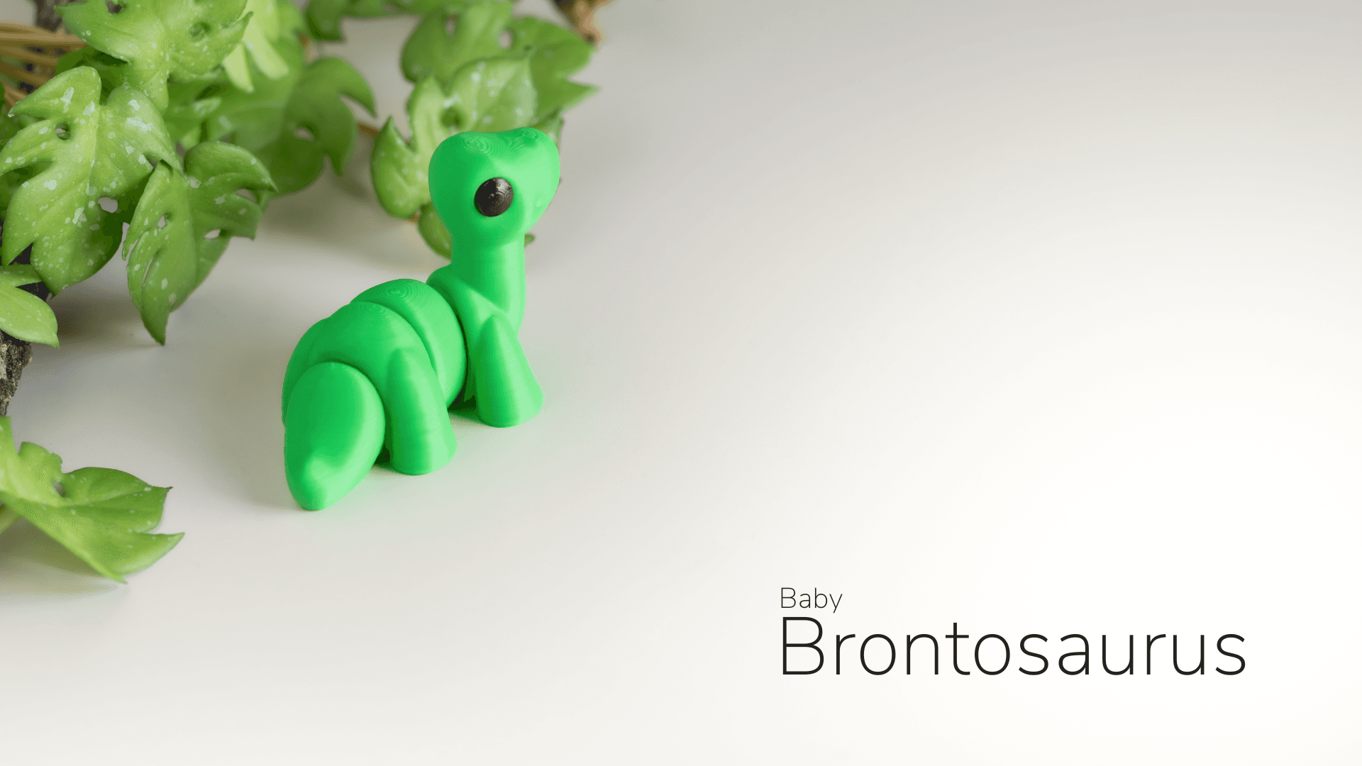3D-gedruckter grüner Baby Brontosaurus 2